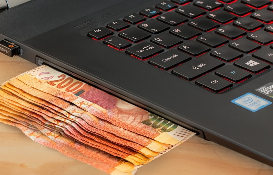 Plata rapida cu laptopul